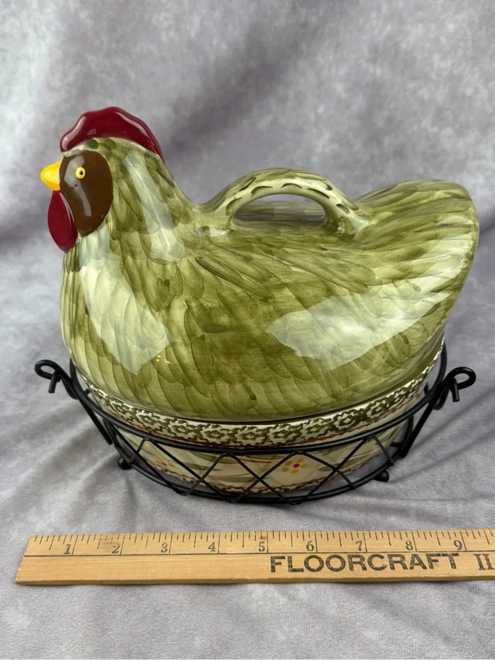 Temp-Tations By Tara Covered Hen Casserole Dish Old World Green 1.5 Qt W/Basket